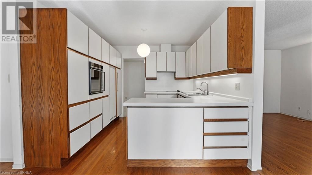 12 RIDGEWOOD PLACE Image 10