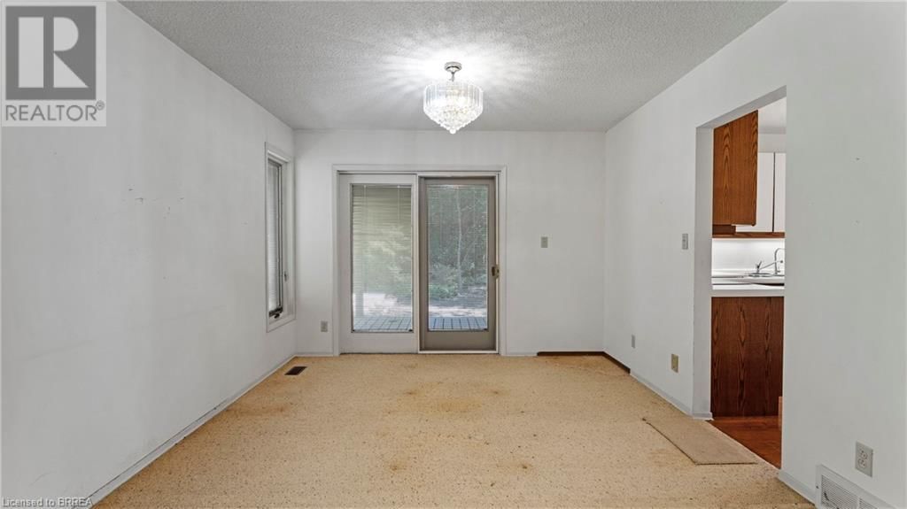 12 RIDGEWOOD PLACE Image 16