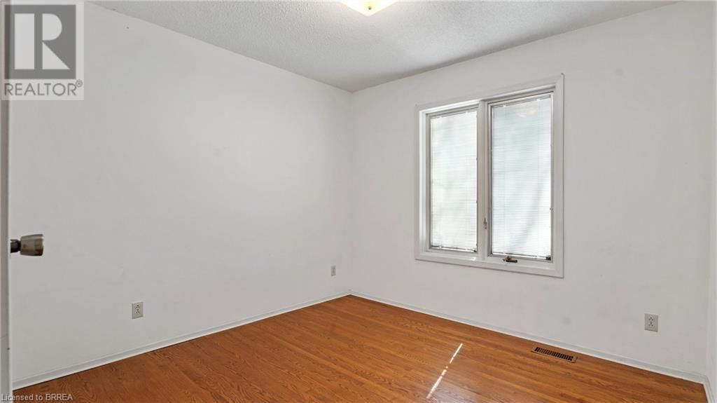 12 RIDGEWOOD PLACE Image 17
