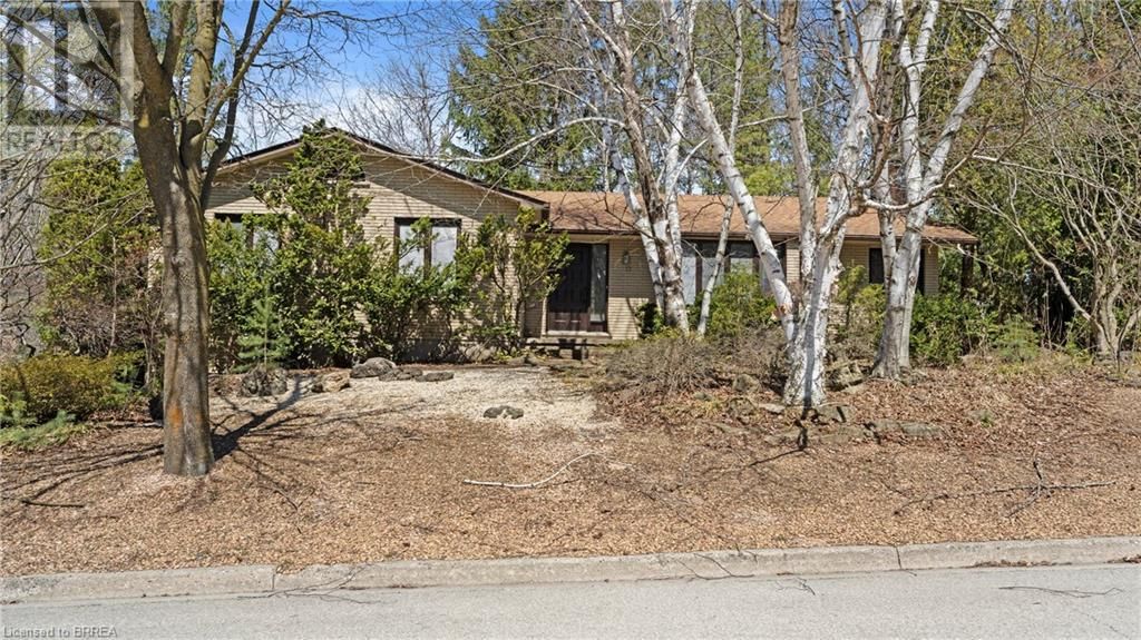 12 RIDGEWOOD PLACE Image 3