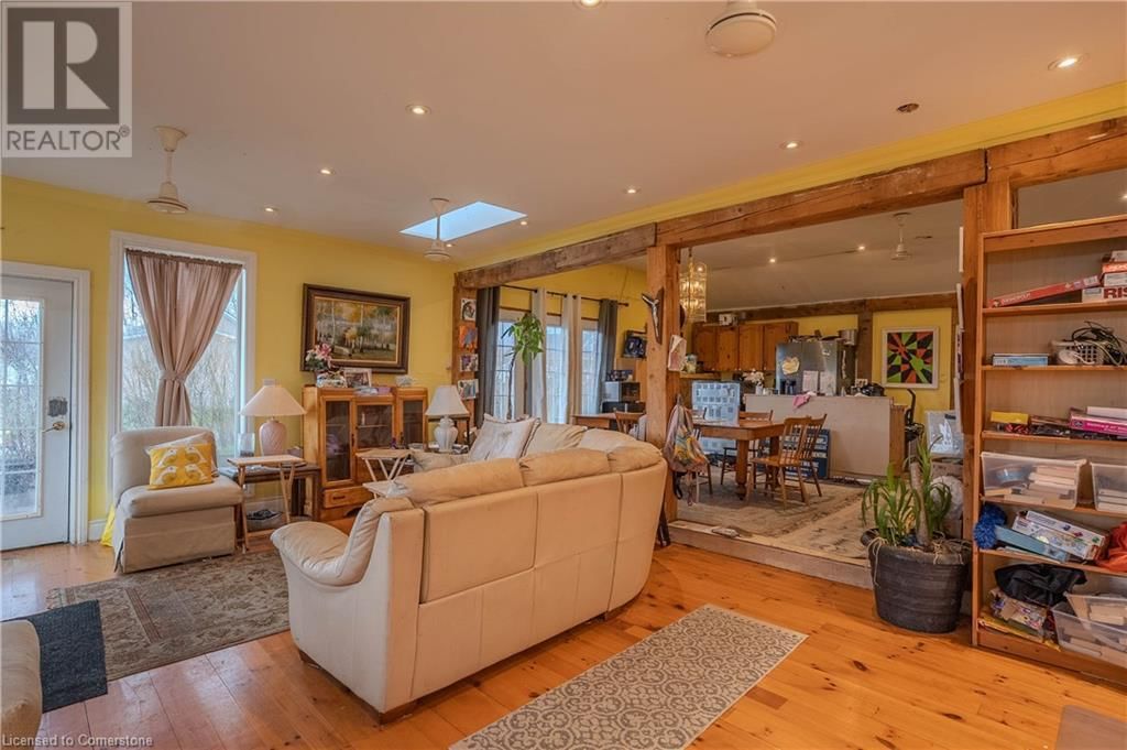 1093 SUNSET DRIVE Image 8