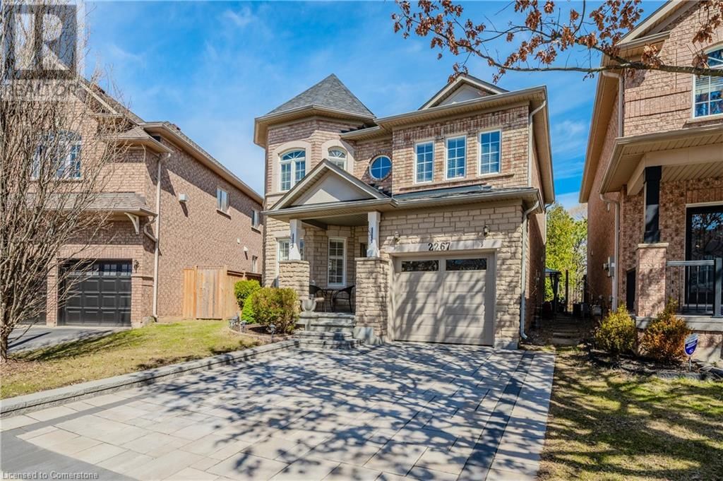 2267 EMPIRE CRESCENT Image 2