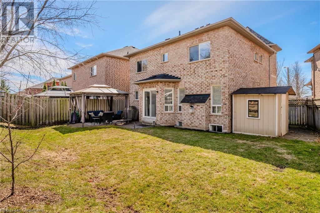 2267 EMPIRE CRESCENT Image 41