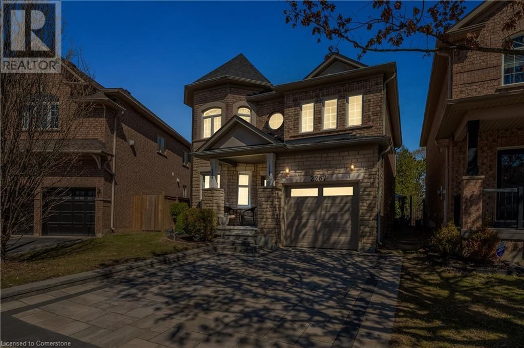 2267 EMPIRE CRESCENT Image 47