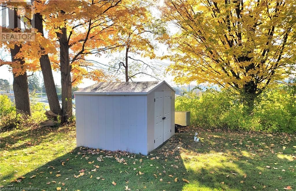 111 RIVERBANK DRIVE NORTH Image 16