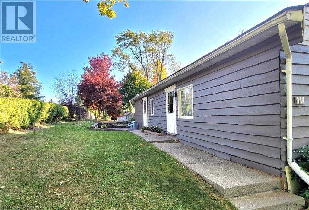 111 RIVERBANK DRIVE NORTH Image 19