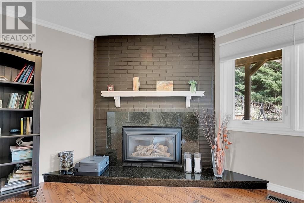 10 EDGEWATER DRIVE Image 18