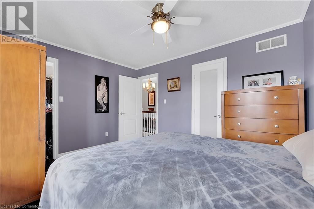 10 EDGEWATER DRIVE Image 27
