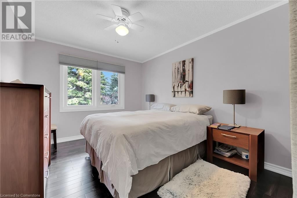 10 EDGEWATER DRIVE Image 32