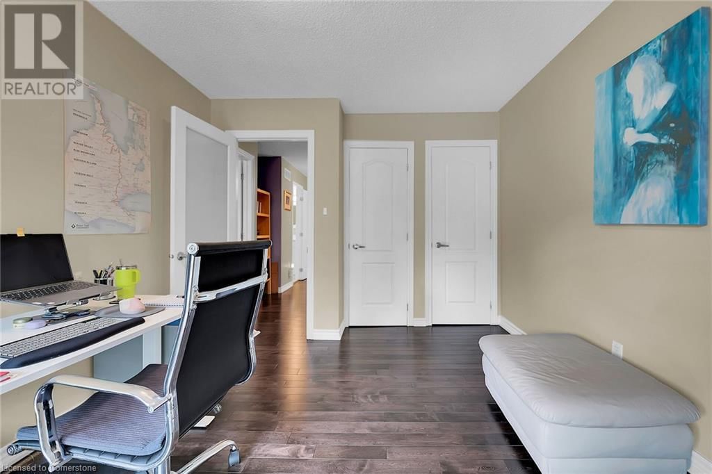 10 EDGEWATER DRIVE Image 35