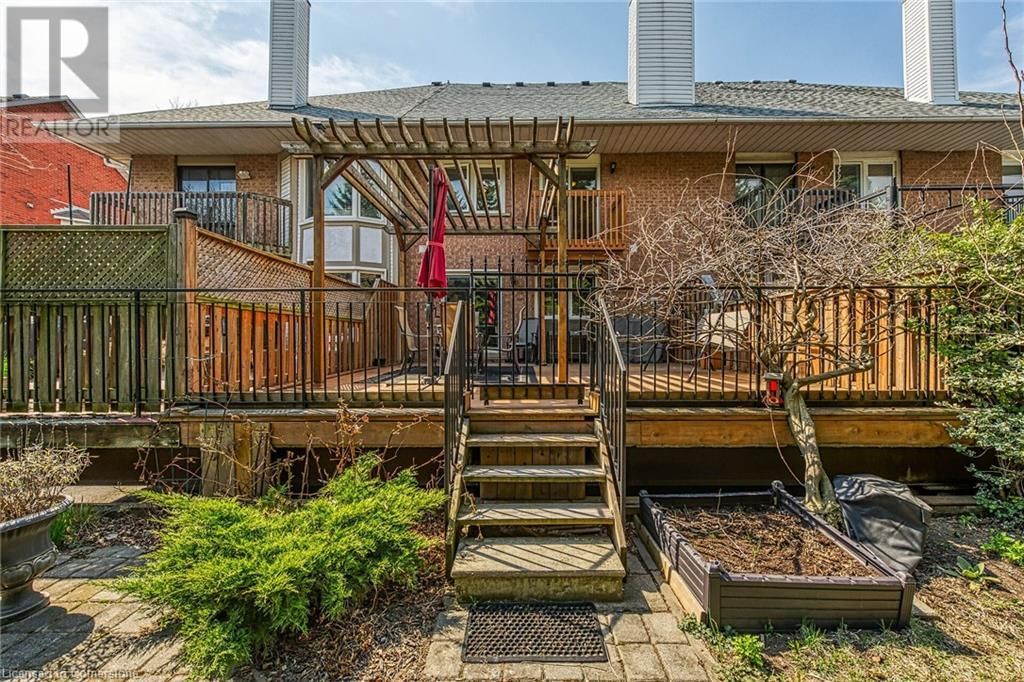 10 EDGEWATER DRIVE Image 42