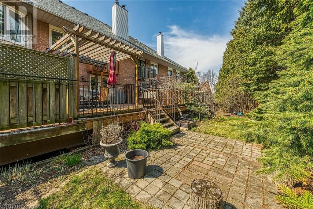 10 EDGEWATER DRIVE Image 43
