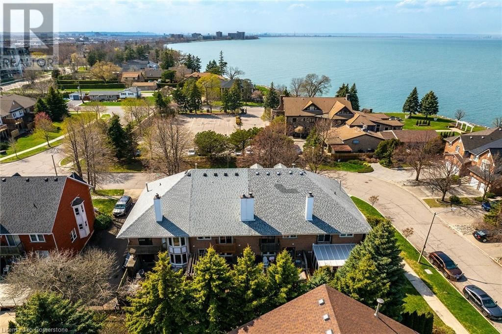10 EDGEWATER DRIVE Image 45