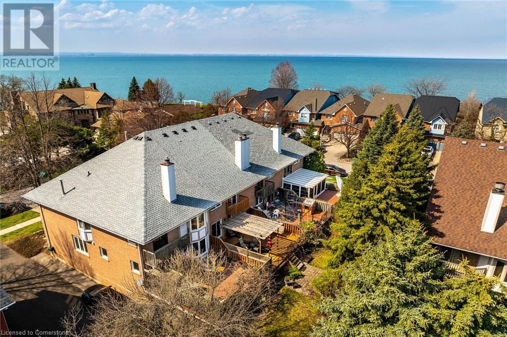 10 EDGEWATER DRIVE Image 46