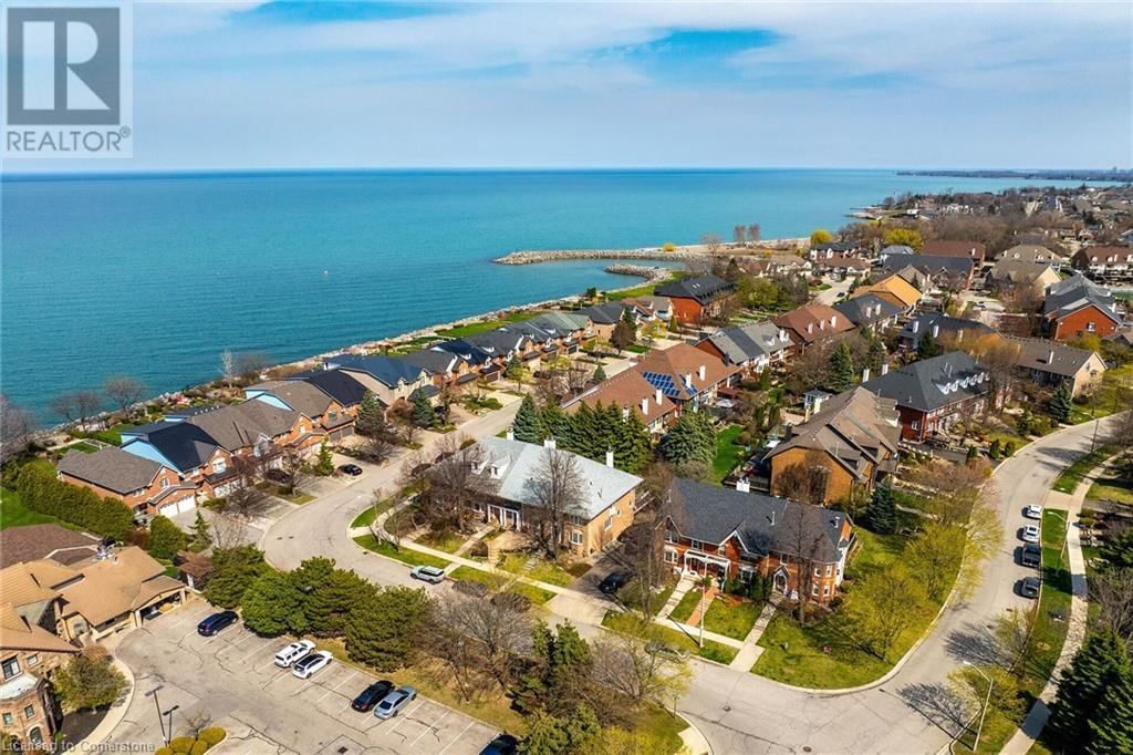 10 EDGEWATER DRIVE Image 48