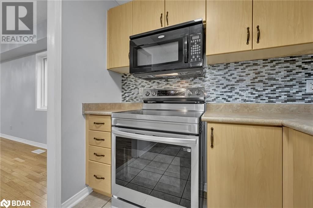 27 ADMIRAL CRESCENT Image 13