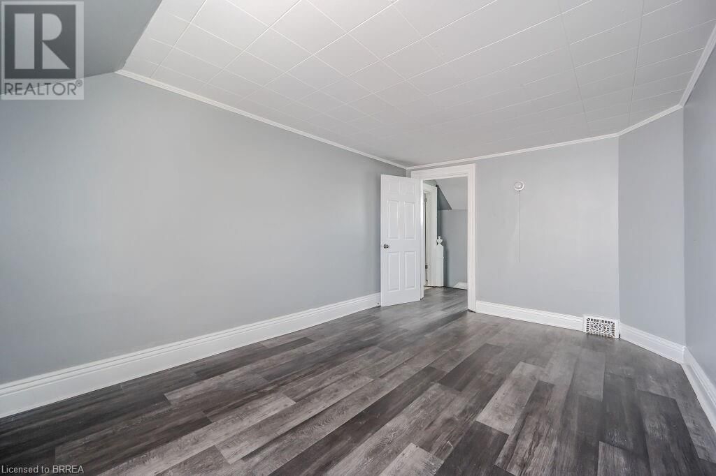 39 PARK AVENUE Image 11