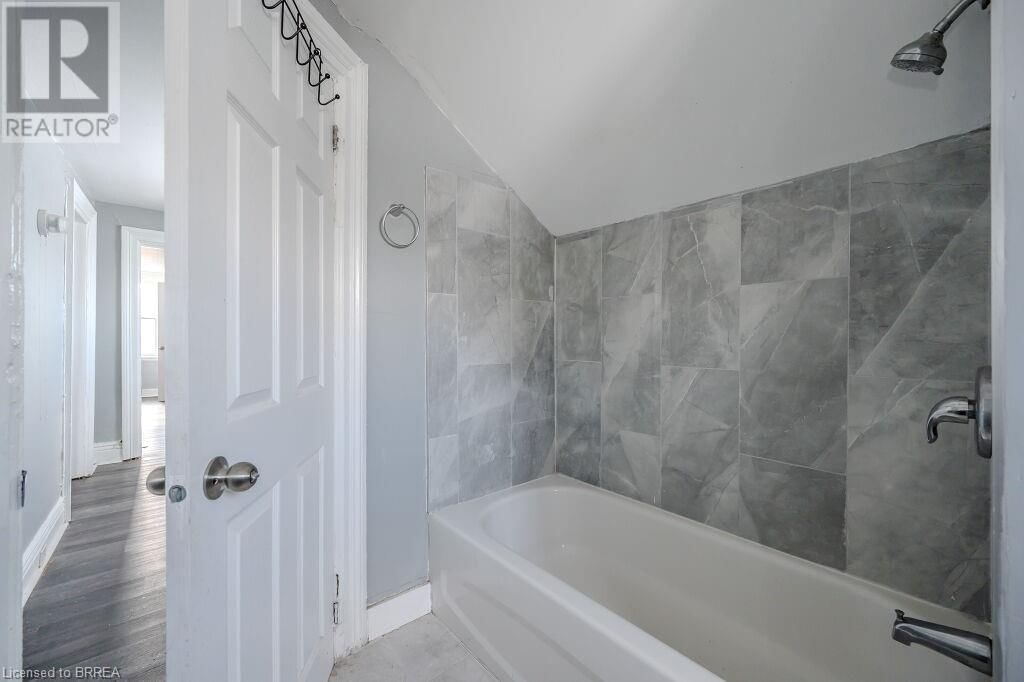 39 PARK AVENUE Image 13