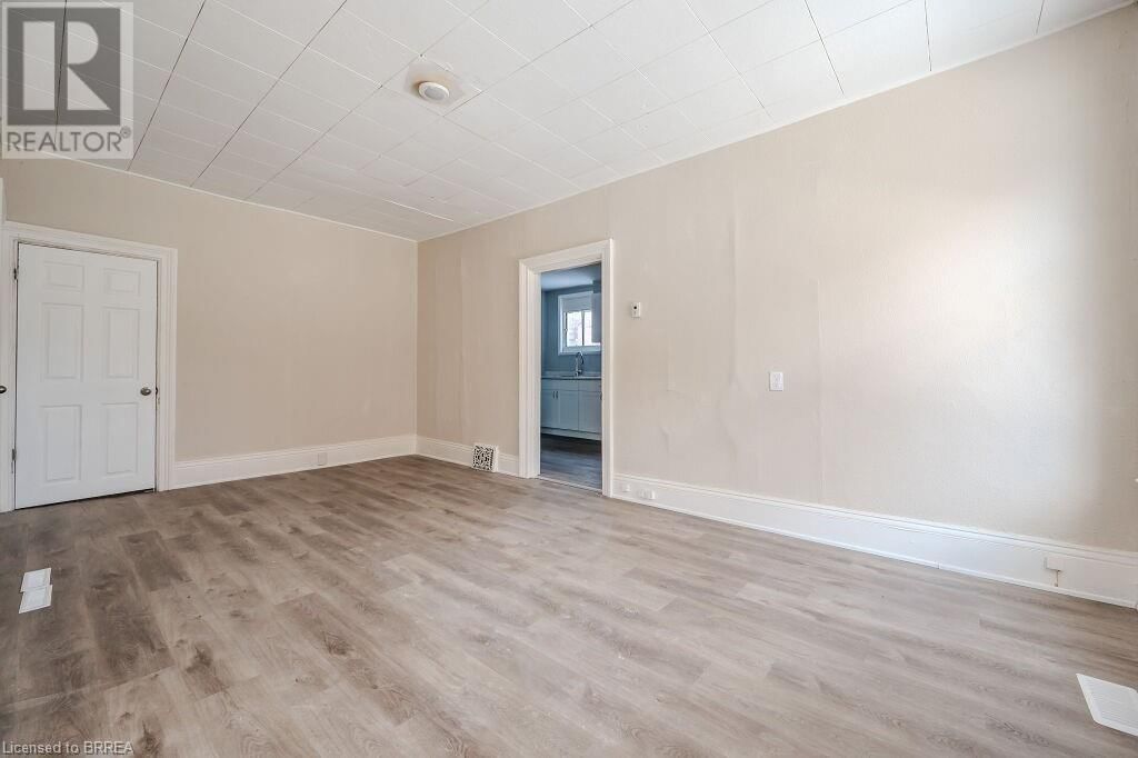 39 PARK AVENUE Image 19
