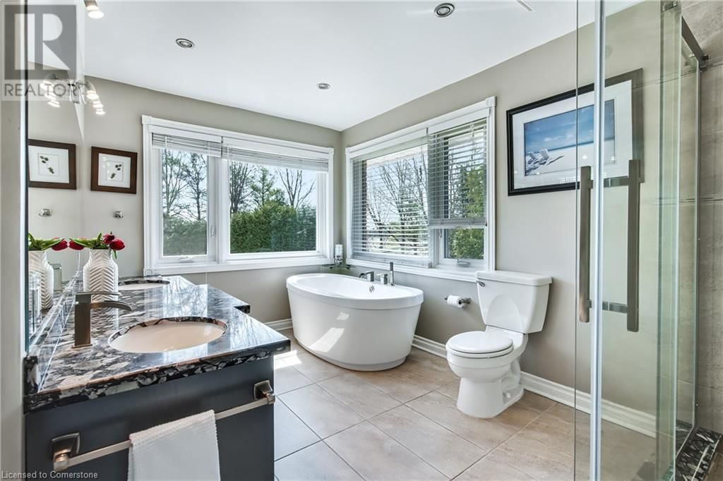 24 JOHN MARTIN CRESCENT Image 18