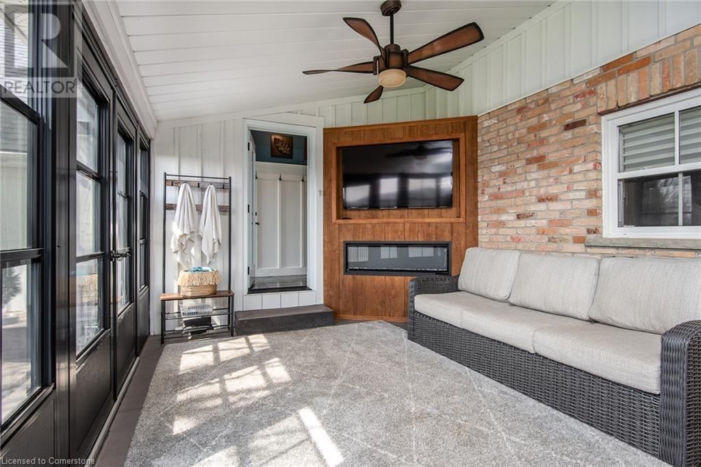3351 HURON RD Image 22