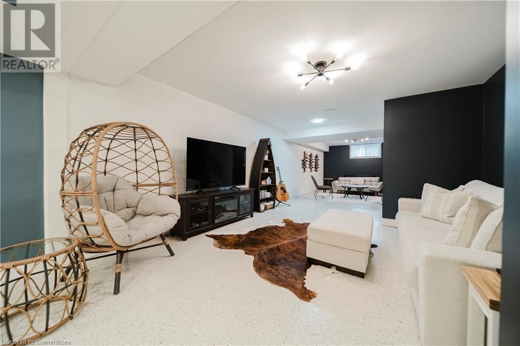 3351 HURON RD Image 38