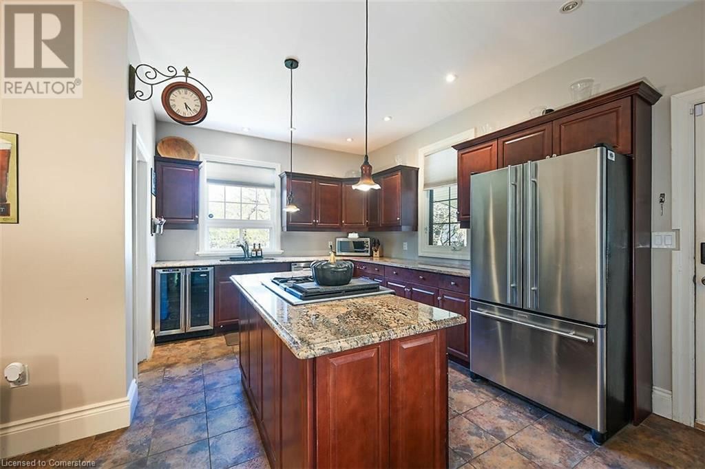 21 BALDWIN STREET Image 10