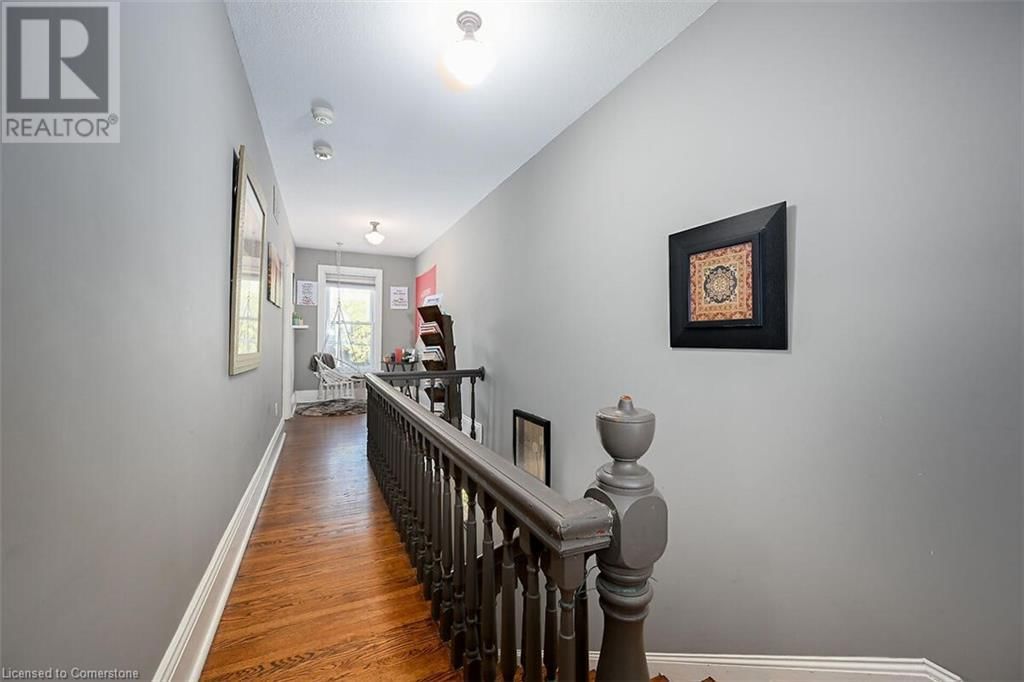 21 BALDWIN STREET Image 15
