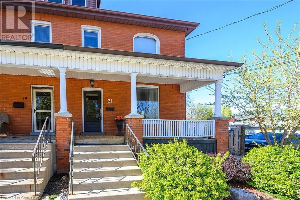 21 BALDWIN STREET Image 2