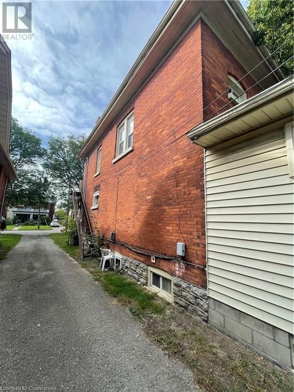 126 CHATHAM STREET Image 3