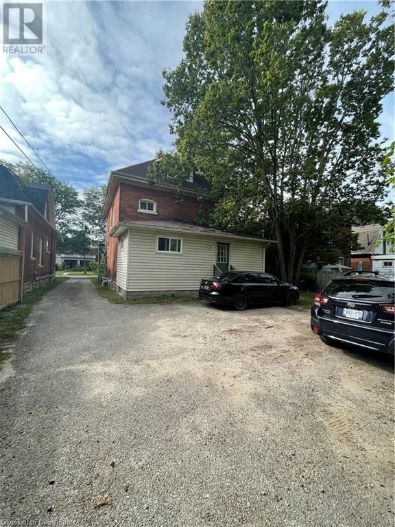 126 CHATHAM STREET Image 4