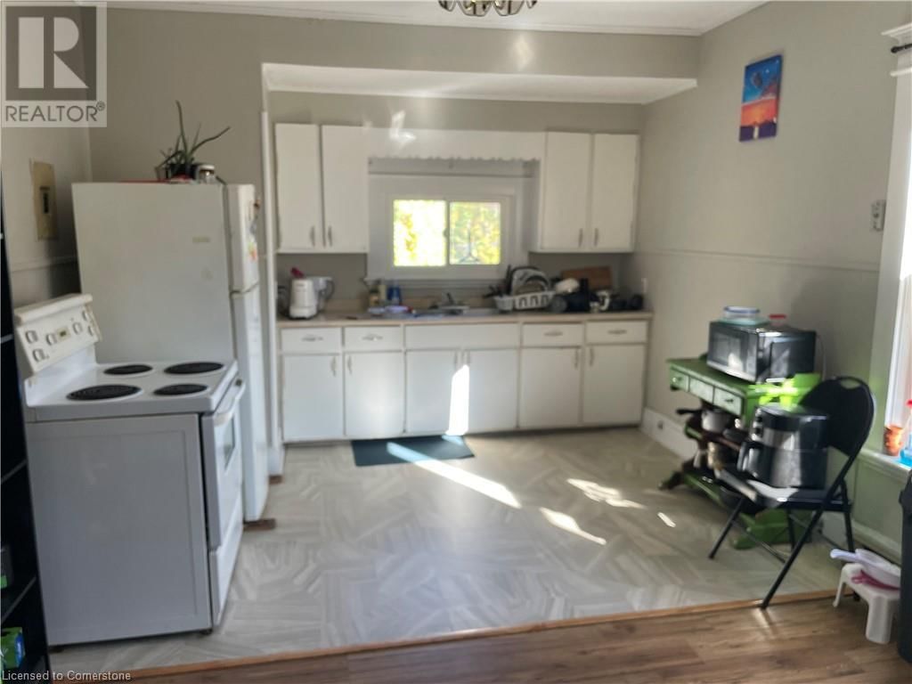 126 CHATHAM STREET Image 8