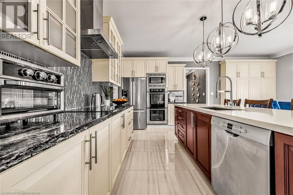 20 CHESSWOOD TRAIL Image 16