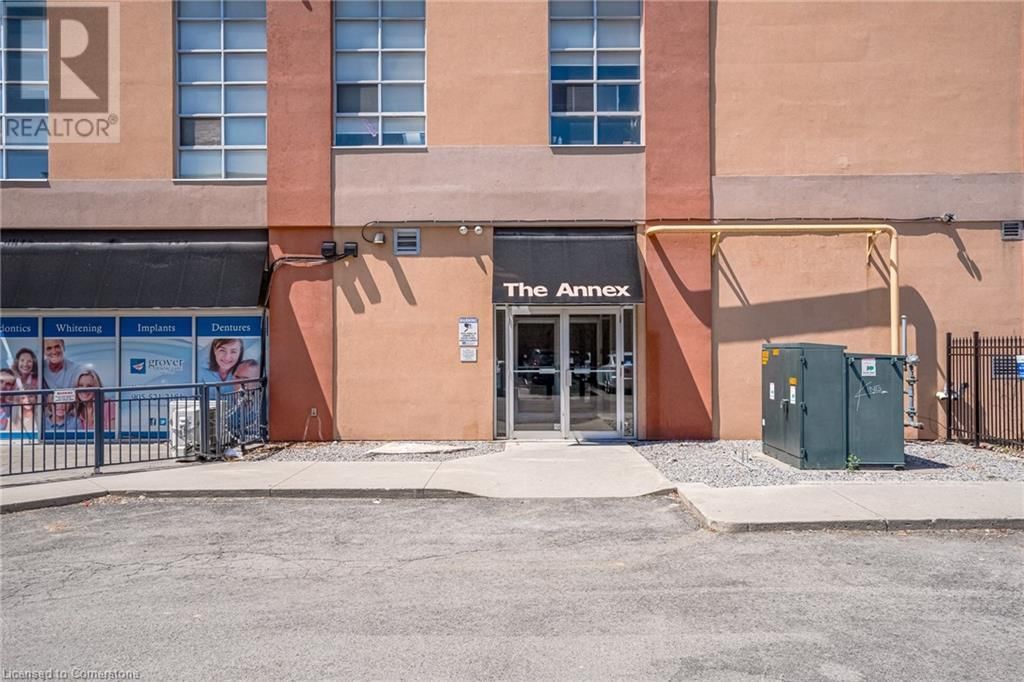 401 - 11 REBECCA STREET Image 2