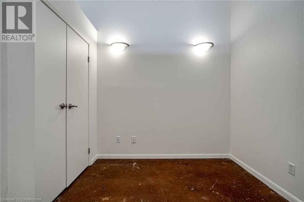 401 - 11 REBECCA STREET Image 35