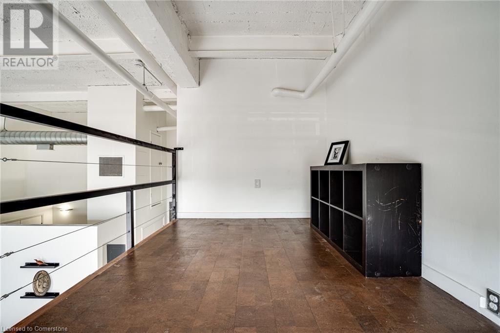 401 - 11 REBECCA STREET Image 39