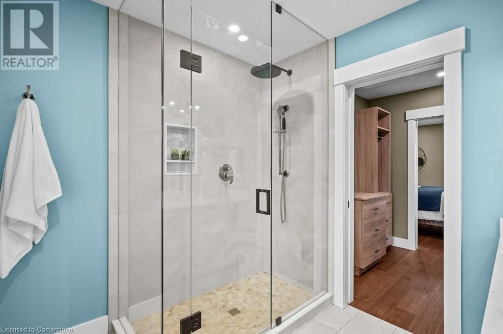 1040 CLYDE ROAD Image 38