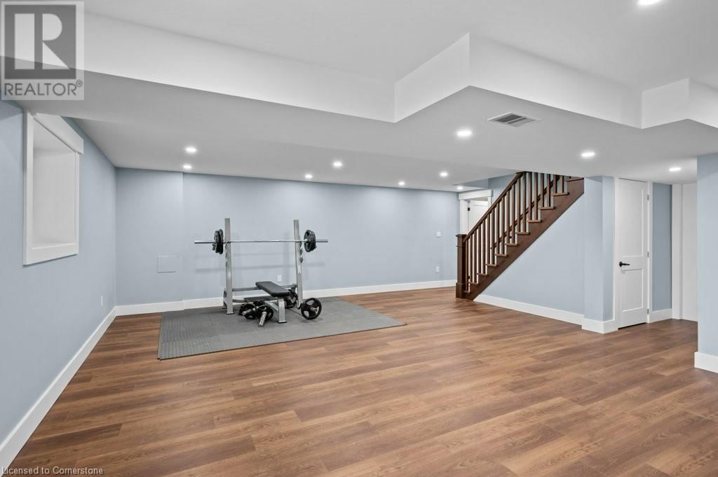 1040 CLYDE ROAD Image 41