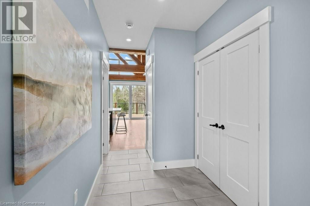 1040 CLYDE ROAD Image 7
