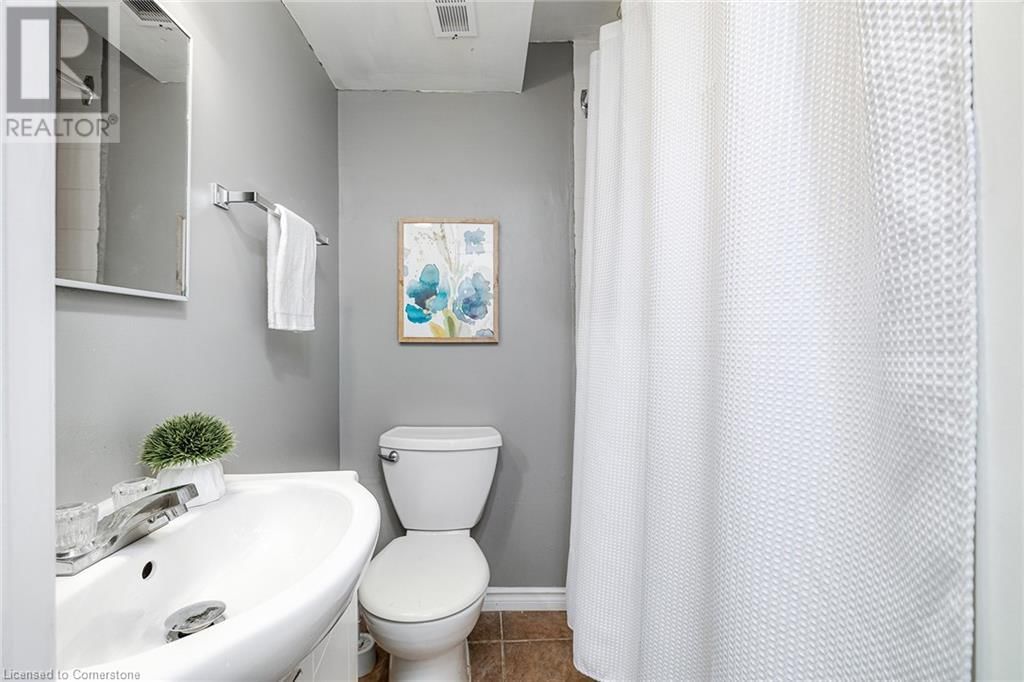 73 JESSOP DRIVE Image 26