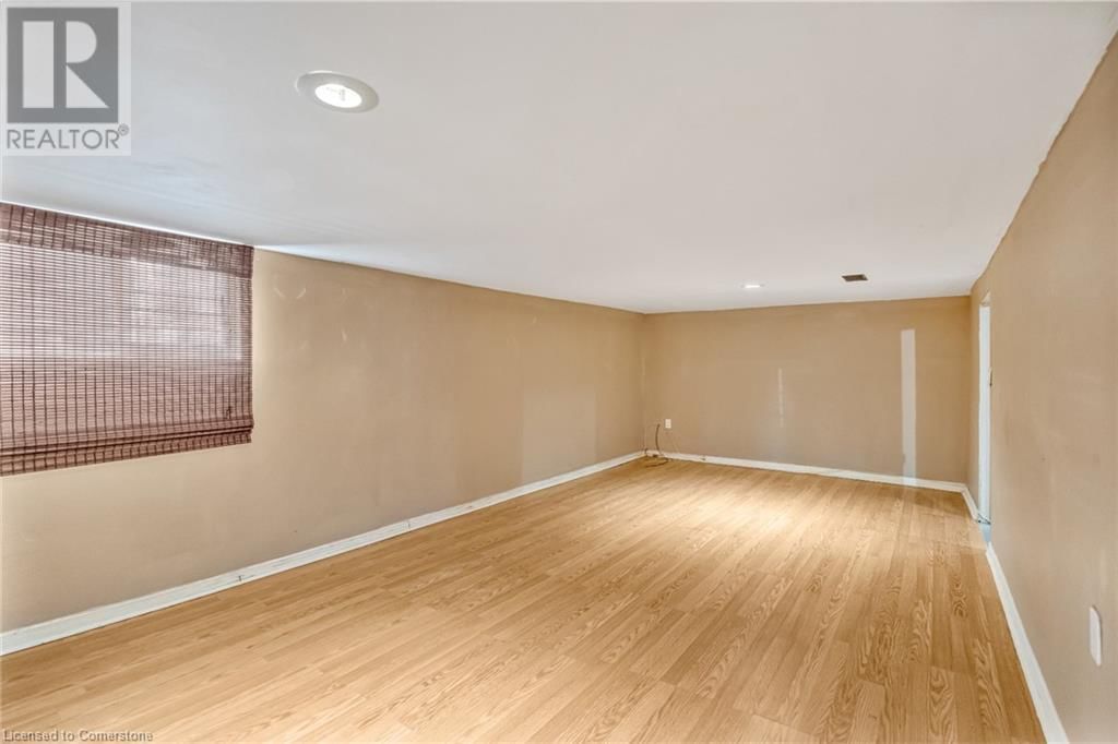 177 YOUNG STREET Image 24