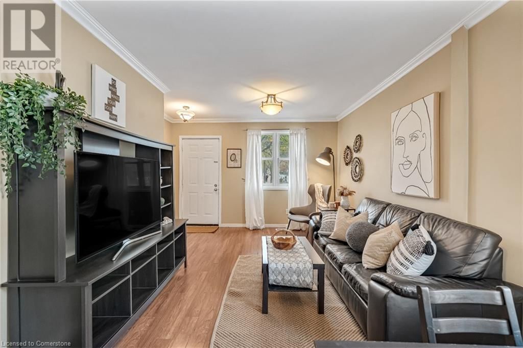 177 YOUNG STREET Image 6