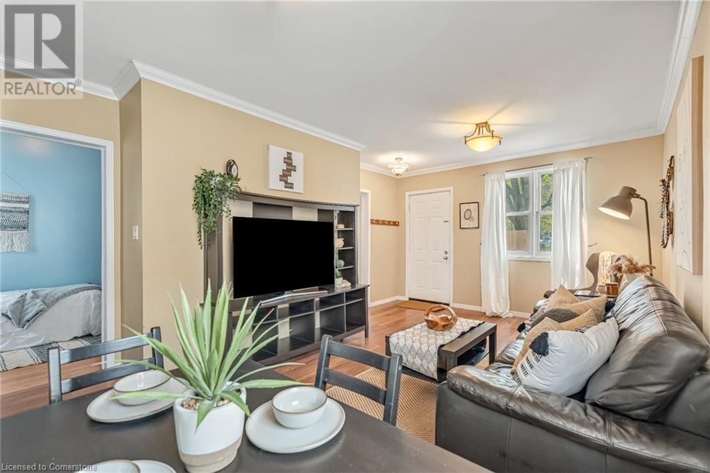 177 YOUNG STREET Image 7