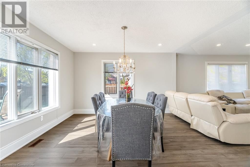 139 SHADY PINE CIRCLE Image 16