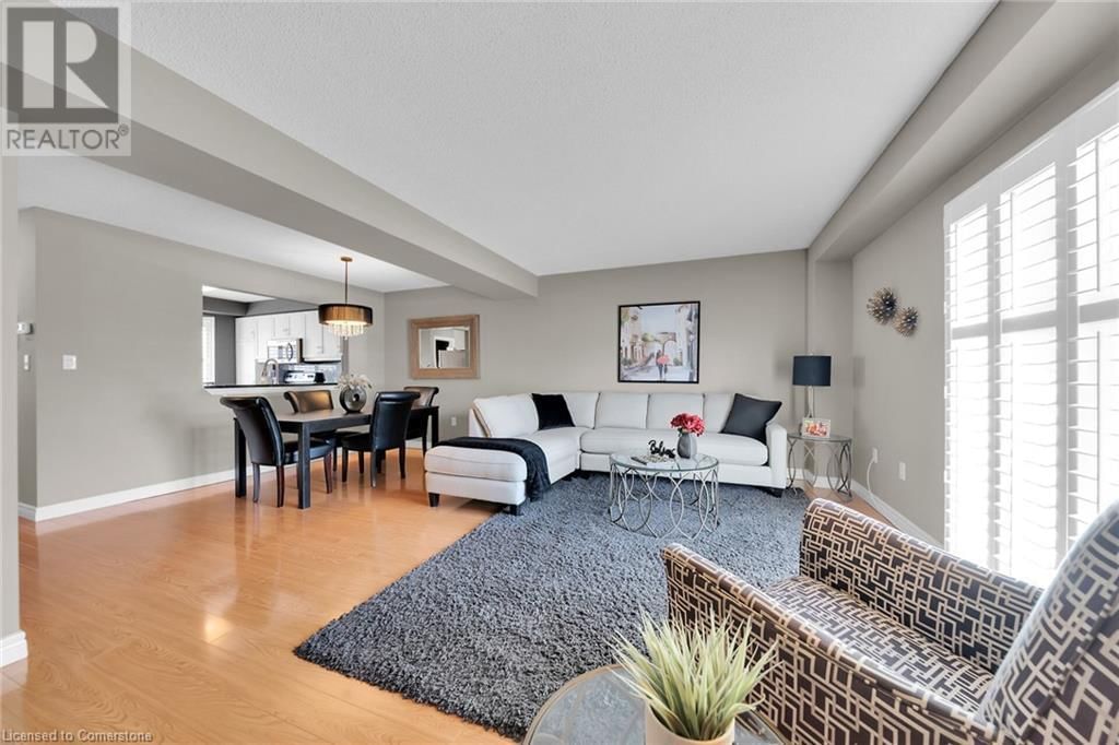 20 - 1336 UPPER SHERMAN AVENUE Image 14