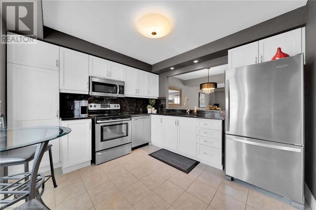 20 - 1336 UPPER SHERMAN AVENUE Image 20