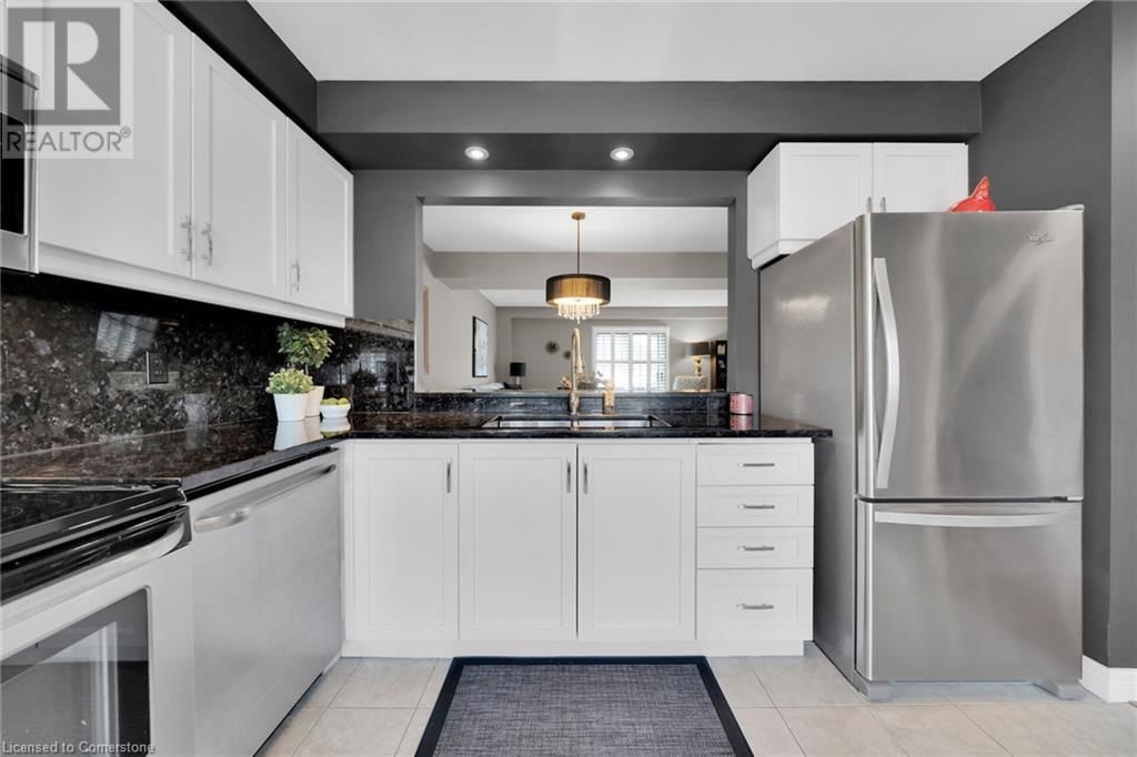 20 - 1336 UPPER SHERMAN AVENUE Image 23