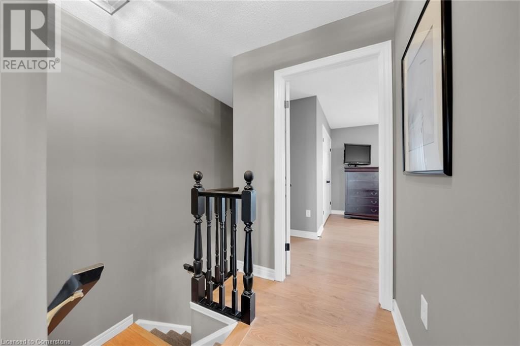 20 - 1336 UPPER SHERMAN AVENUE Image 25