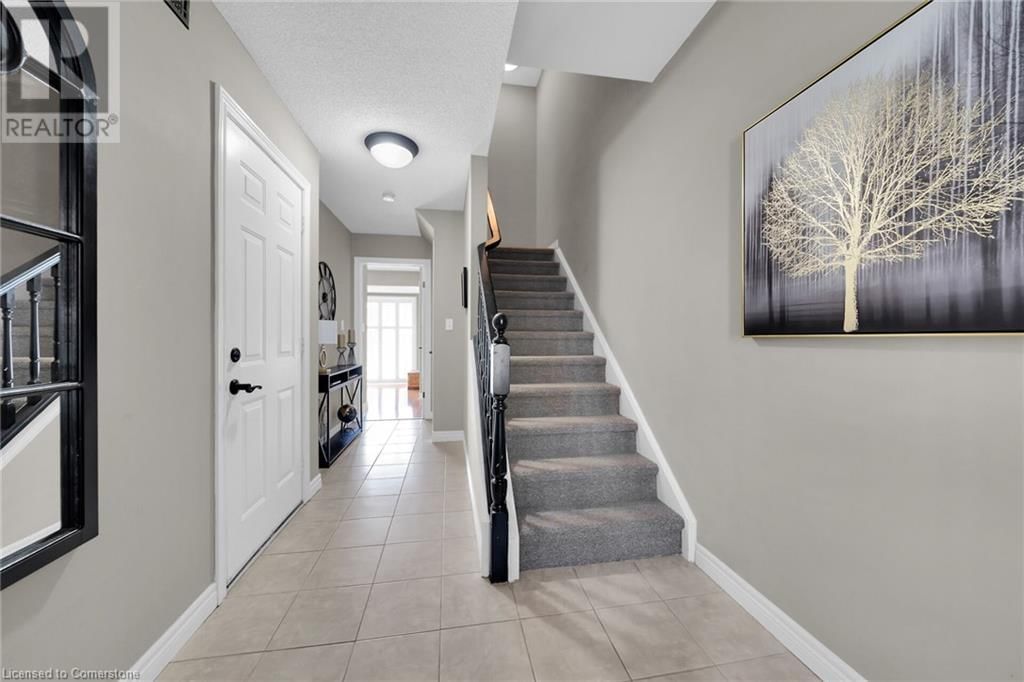 20 - 1336 UPPER SHERMAN AVENUE Image 6