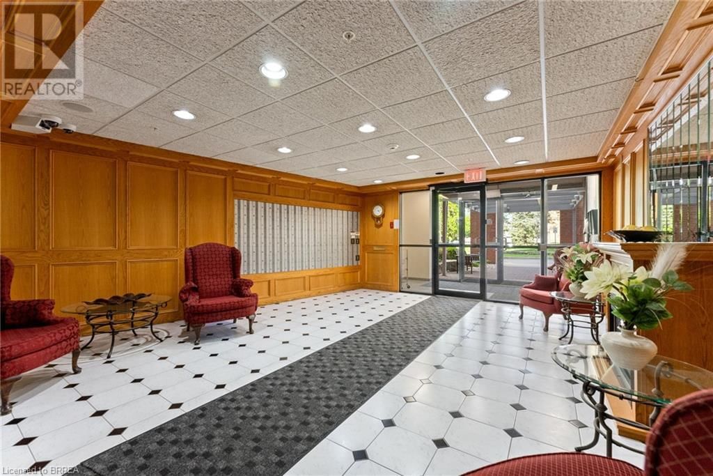 212 - 9 BONHEUR COURT Image 10